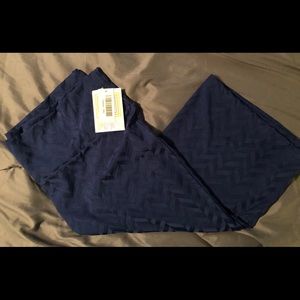 Blue chevron pattern pencil skirt (NWT)